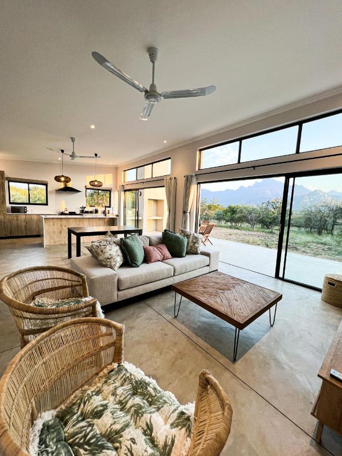 Villa 24 Degrees South Country Estate Hoedspruit Esterno foto